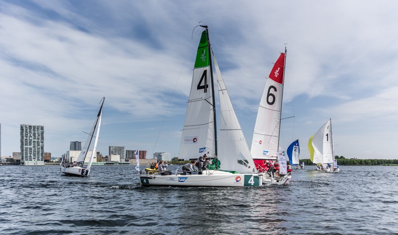 catamaran zeilen almere