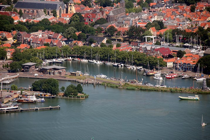 ENKHUIZEN  gemeentehaven IMG_8270