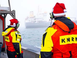 Kerstbrodenactie KNRM-reddingstation IJmuiden, fotograaf Martijn Bustin (1)